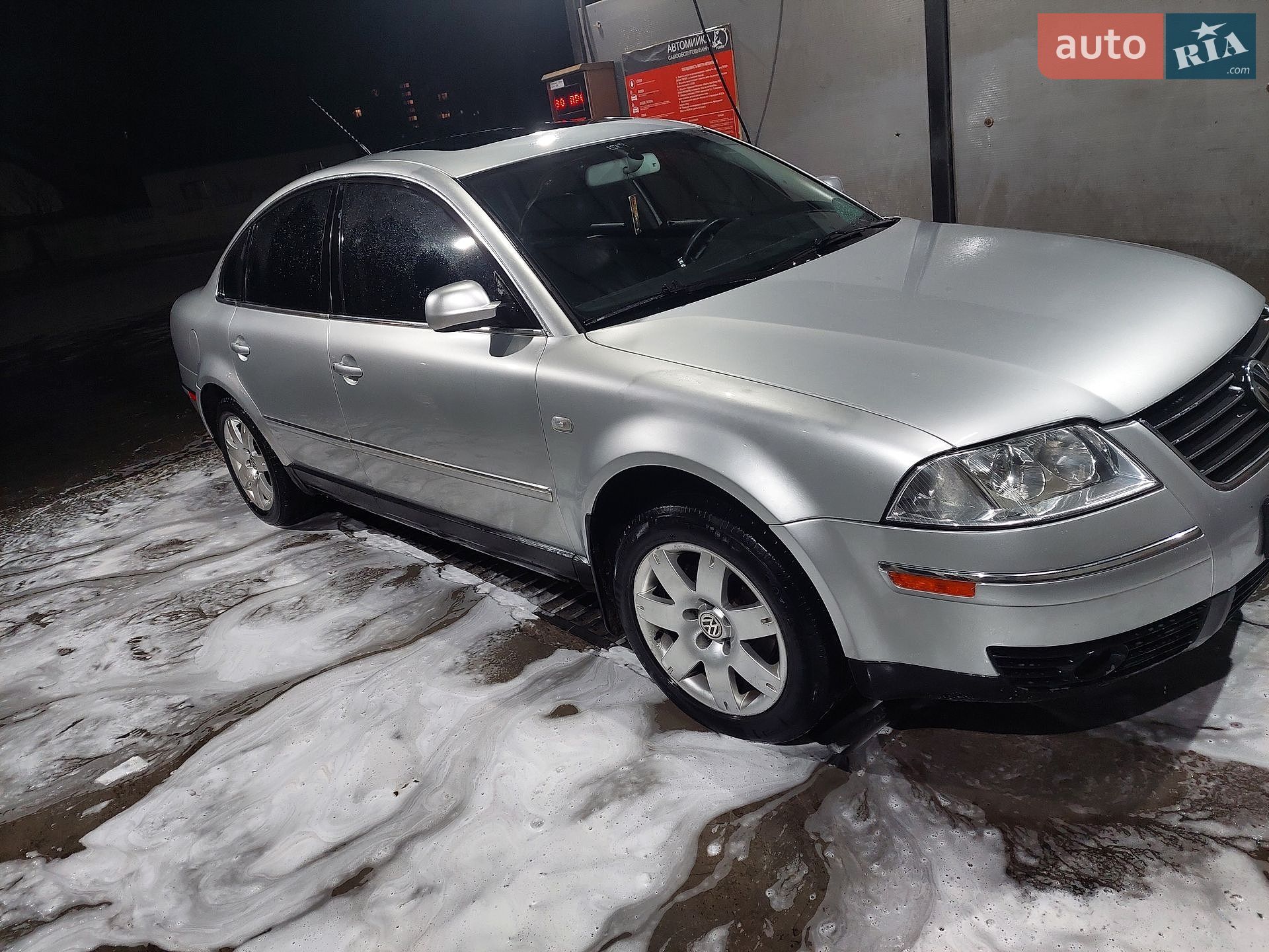 Volkswagen Passat 2002 VIN WVWZZZ32ZGE152500 фото оголошення 2 з 9