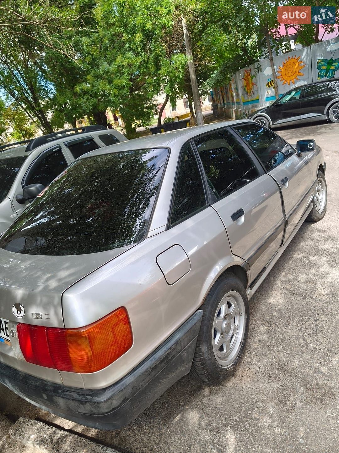 Audi 80 1988 VIN WAUZZZ89ZKA021130 фото оголошення 2 з 6