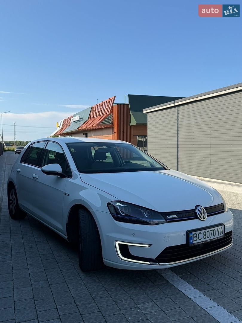 Volkswagen e-Golf 2015 VIN WVWZZZAUZFW906796 фото оголошення 2 з 20