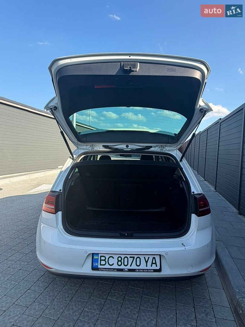 Volkswagen e-Golf 2015 VIN WVWZZZAUZFW906796 фото оголошення 8 з 20