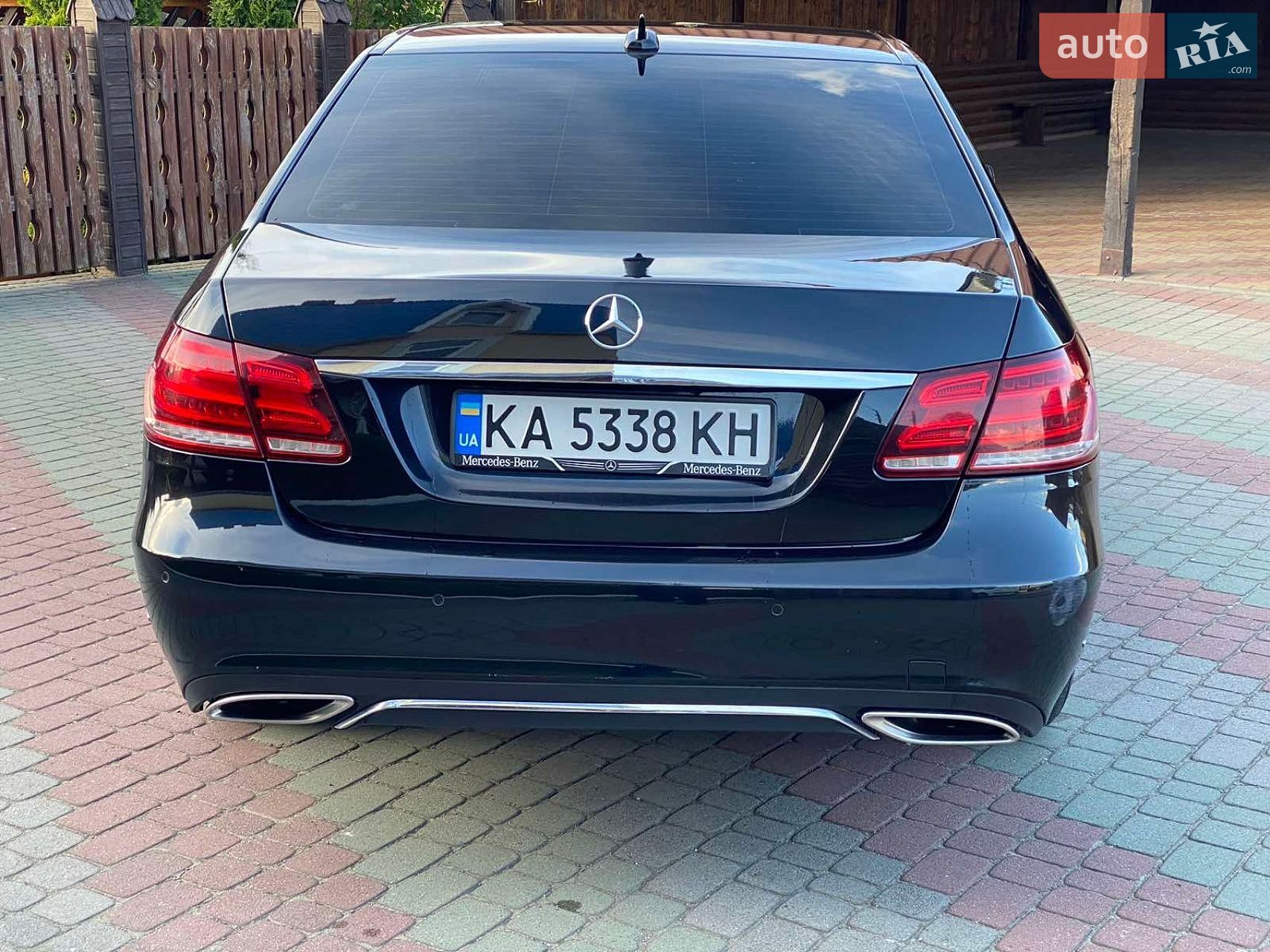 Mercedes-Benz E-Class 2014 VIN WDD2120021B034363 фото оголошення 4 з 25