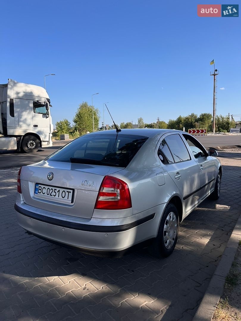 Skoda Octavia 2004 VIN TMBCE61Z858021735 фото оголошення 3 з 15