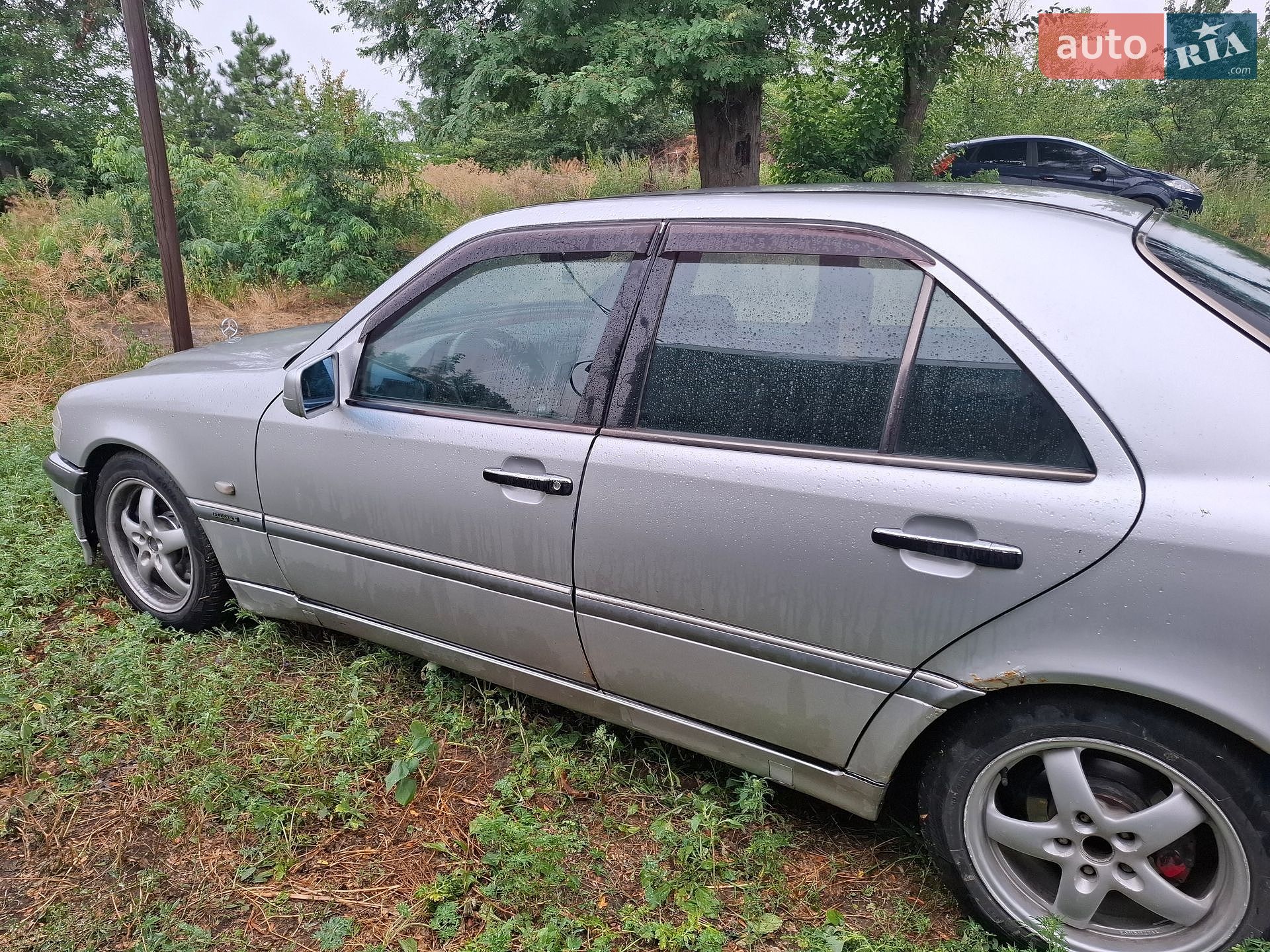 Mercedes-Benz C-Class 1998 VIN WDB2020181A654661 фото оголошення 3 з 17