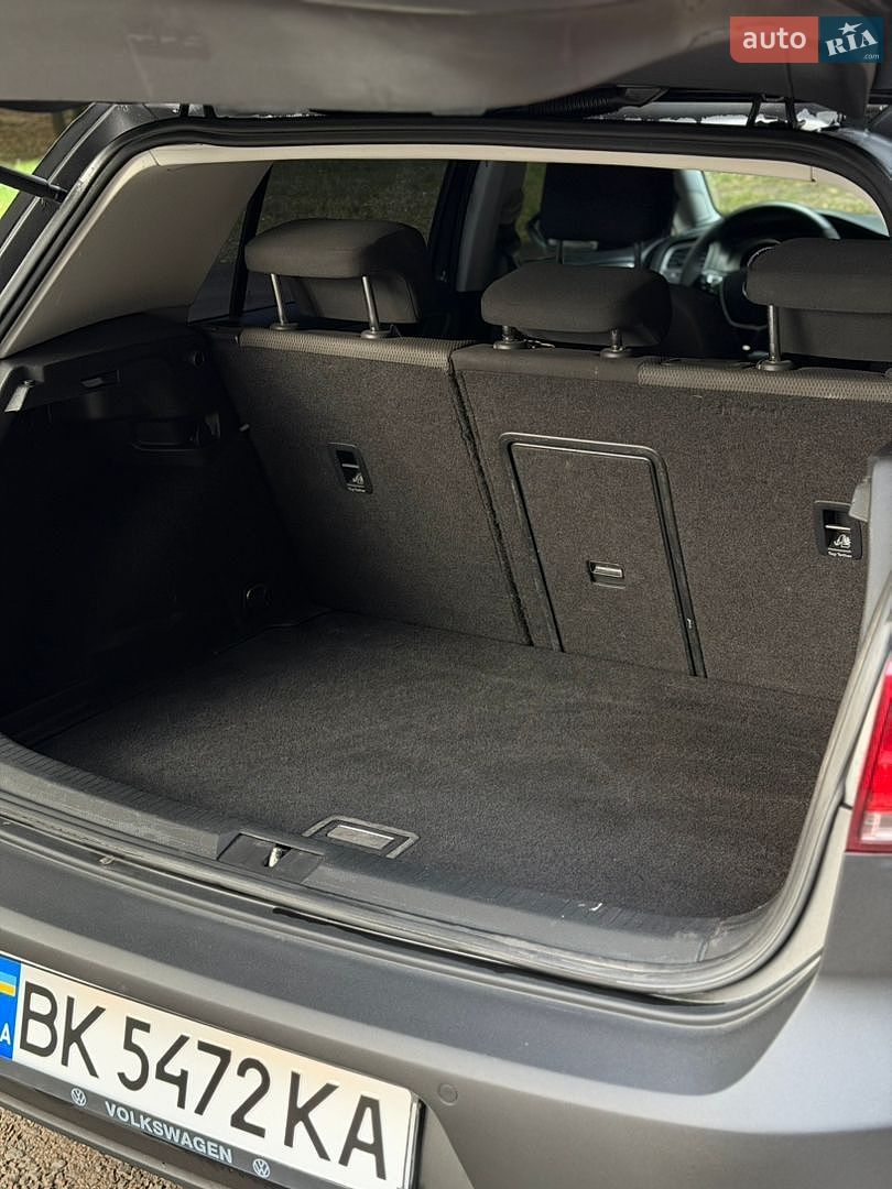 Volkswagen Golf 2013 VIN WVWZZZAUZEW005571 фото оголошення 38 з 47