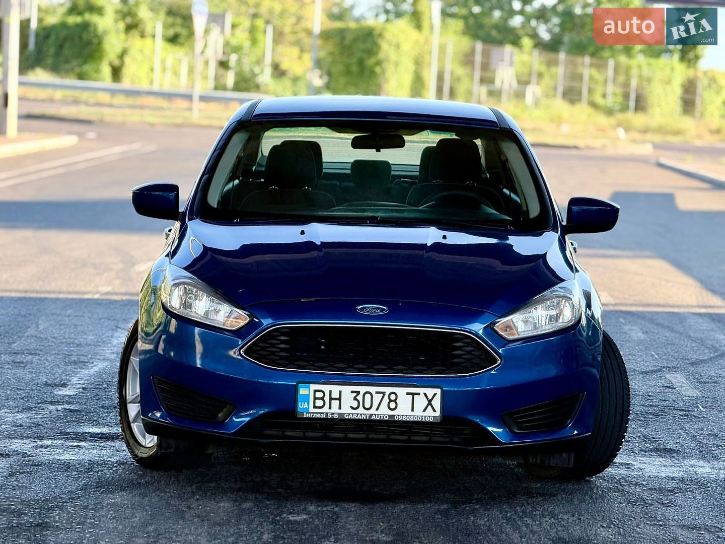 Ford Focus 2018 VIN 1FADP3FEXJL303794 фото оголошення 16 з 79