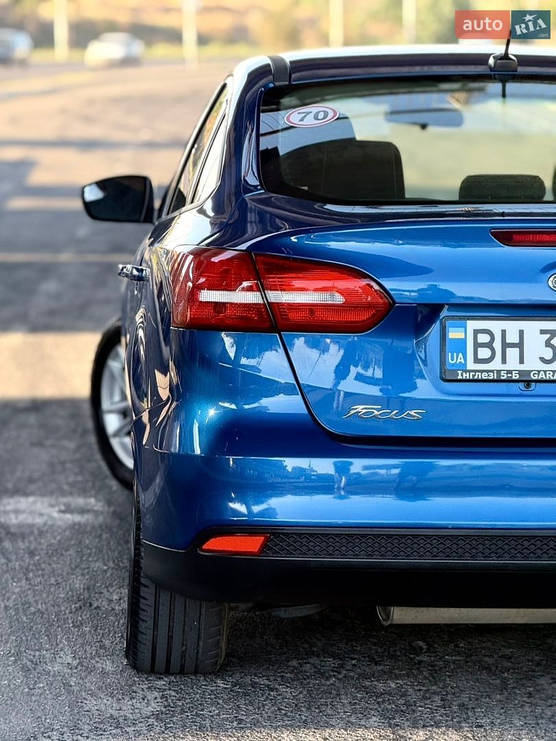 Ford Focus 2018 VIN 1FADP3FEXJL303794 фото оголошення 33 з 79