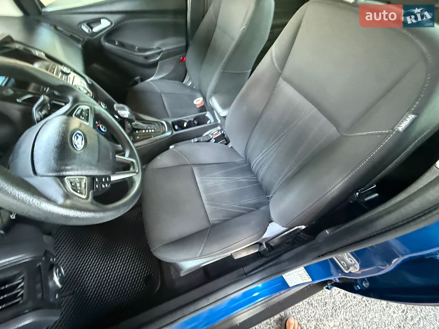 Ford Focus 2018 VIN 1FADP3FEXJL303794 фото оголошення 68 з 79