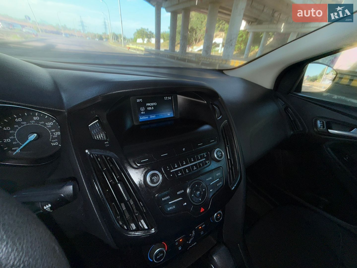 Ford Focus 2018 VIN 1FADP3FEXJL303794 фото оголошення 72 з 79