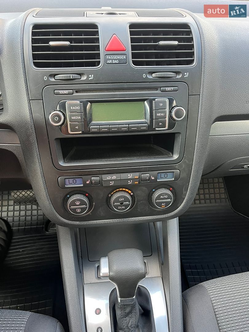 Volkswagen Jetta 2008 VIN WVWZZZ1KZ8M133377 фото оголошення 32 з 50