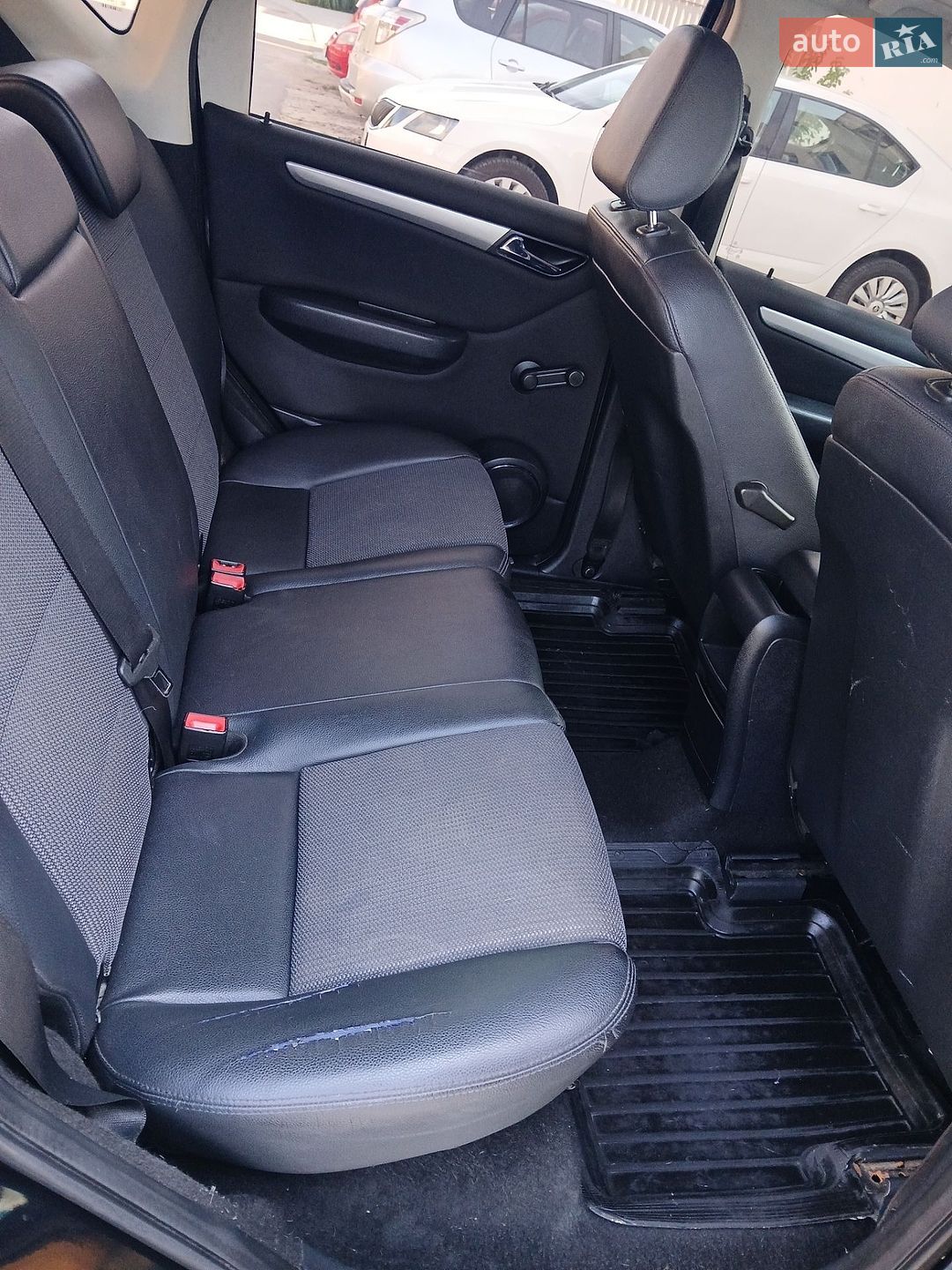 Mercedes-Benz A-Class 2008 VIN WDD1690311J548559 фото оголошення 22 з 40