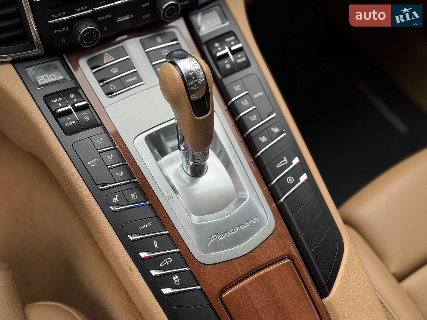 Porsche Panamera 2012 VIN WP0ZZZ97ZCL051904 фото оголошення 48 з 73