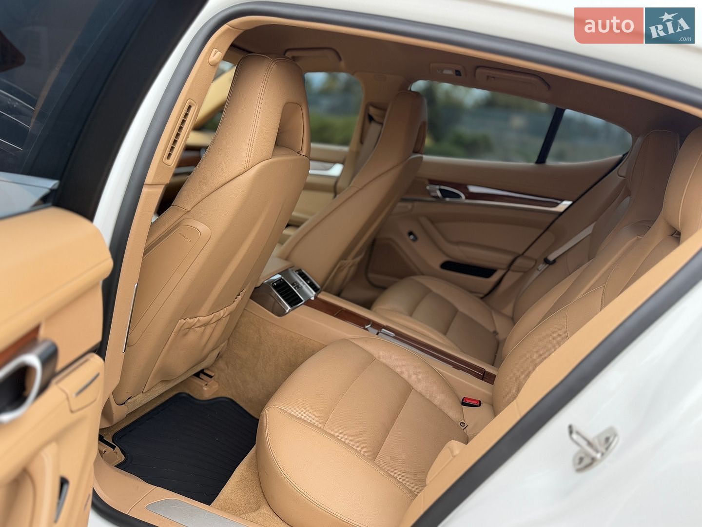 Porsche Panamera 2012 VIN WP0ZZZ97ZCL051904 фото оголошення 62 з 73