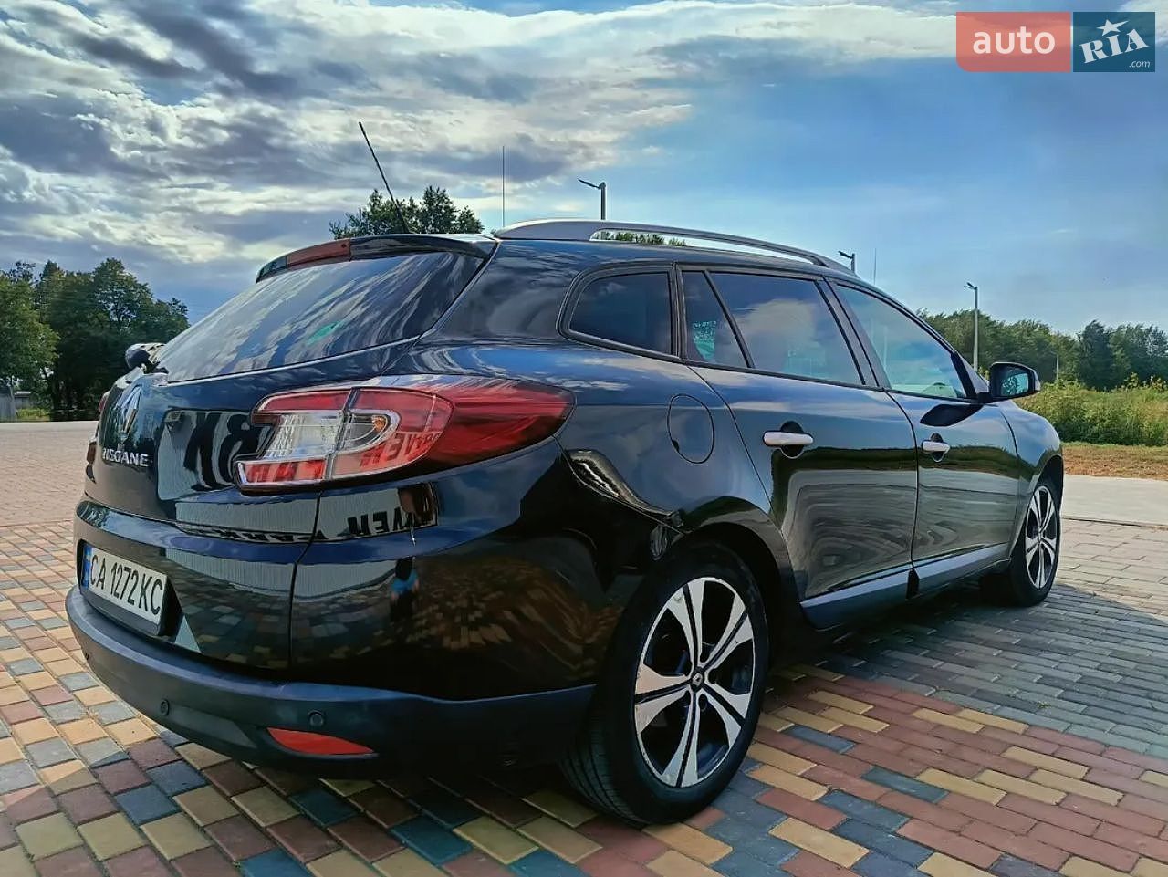 Renault Megane 2011 VIN VF1KZ1V0645462785 фото оголошення 4 з 16
