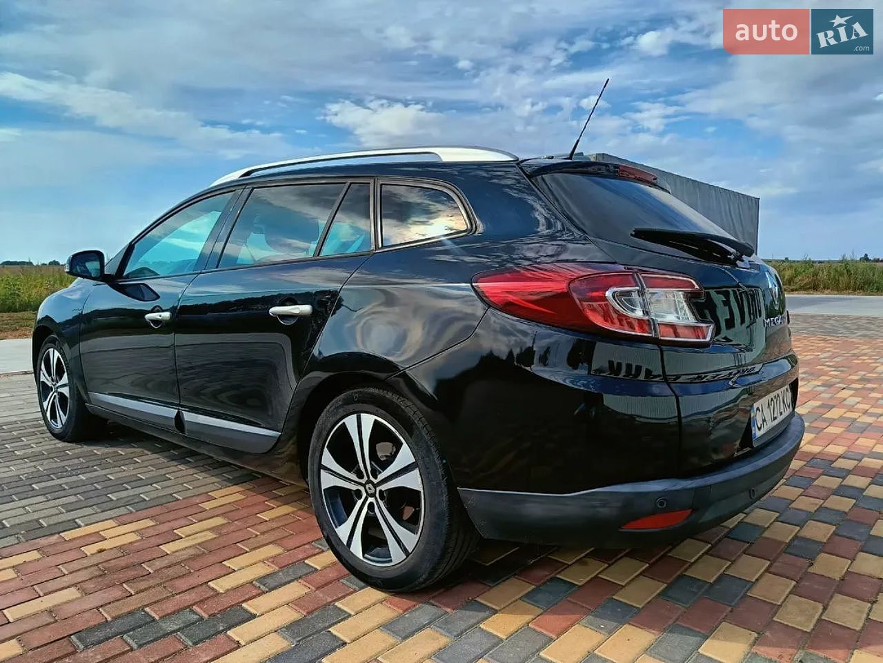 Renault Megane 2011 VIN VF1KZ1V0645462785 фото оголошення 3 з 16
