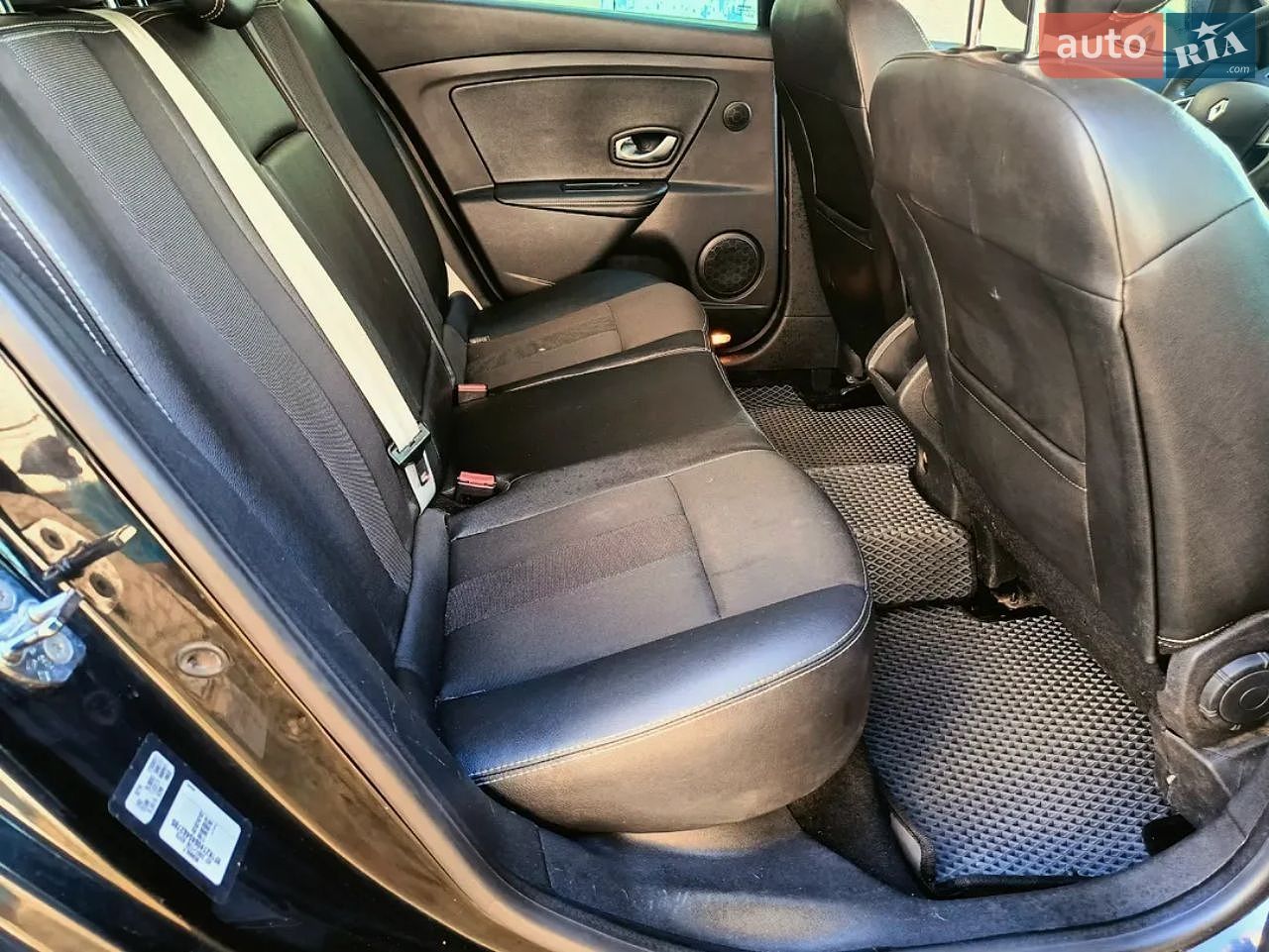 Renault Megane 2011 VIN VF1KZ1V0645462785 фото оголошення 13 з 16