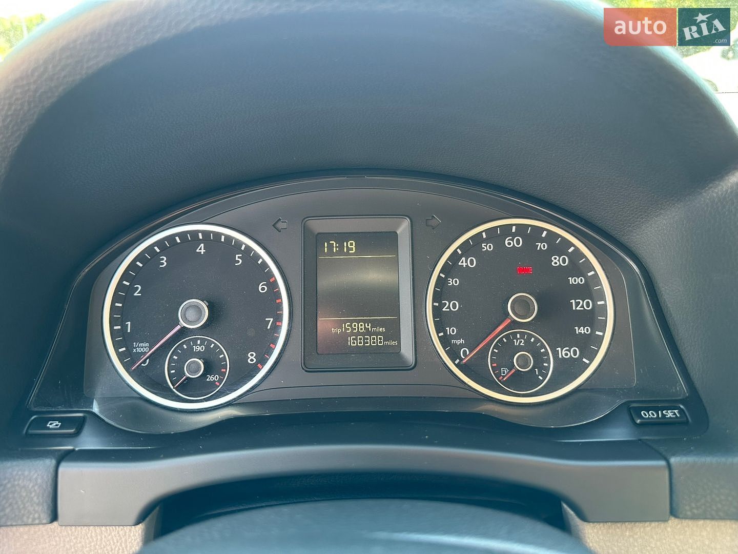 Volkswagen Tiguan 2010 VIN WVGBV7AX5AW003369 фото оголошення 16 з 27