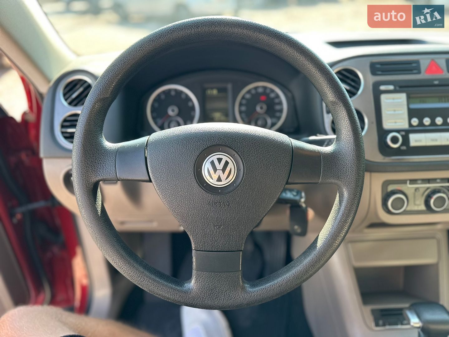 Volkswagen Tiguan 2010 VIN WVGBV7AX5AW003369 фото оголошення 15 з 27