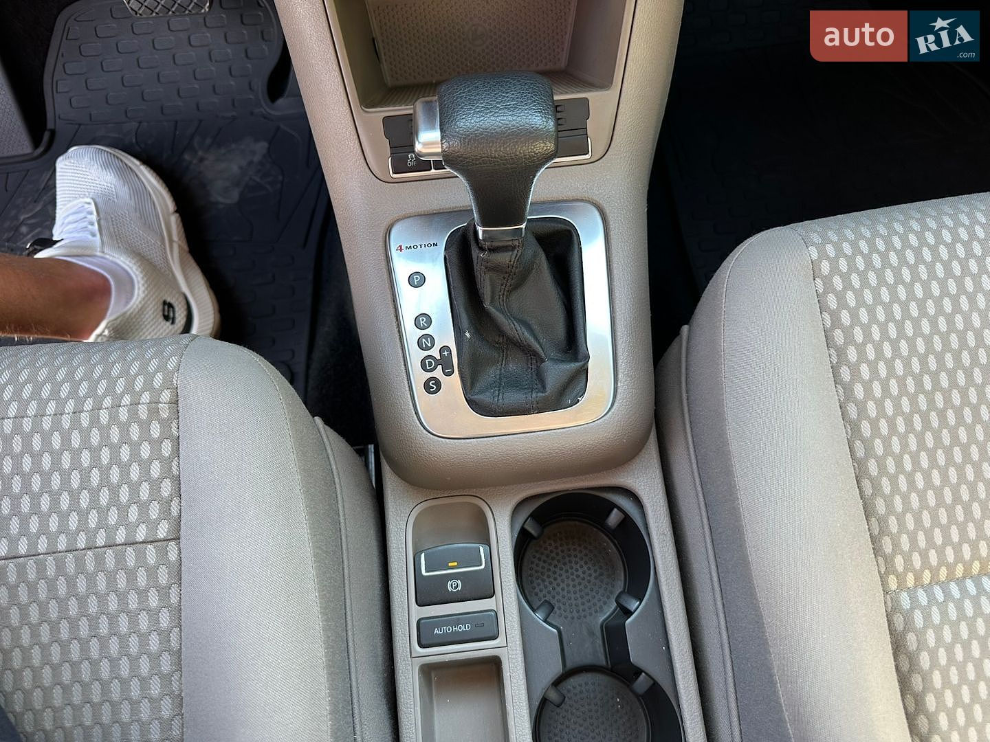 Volkswagen Tiguan 2010 VIN WVGBV7AX5AW003369 фото оголошення 18 з 27