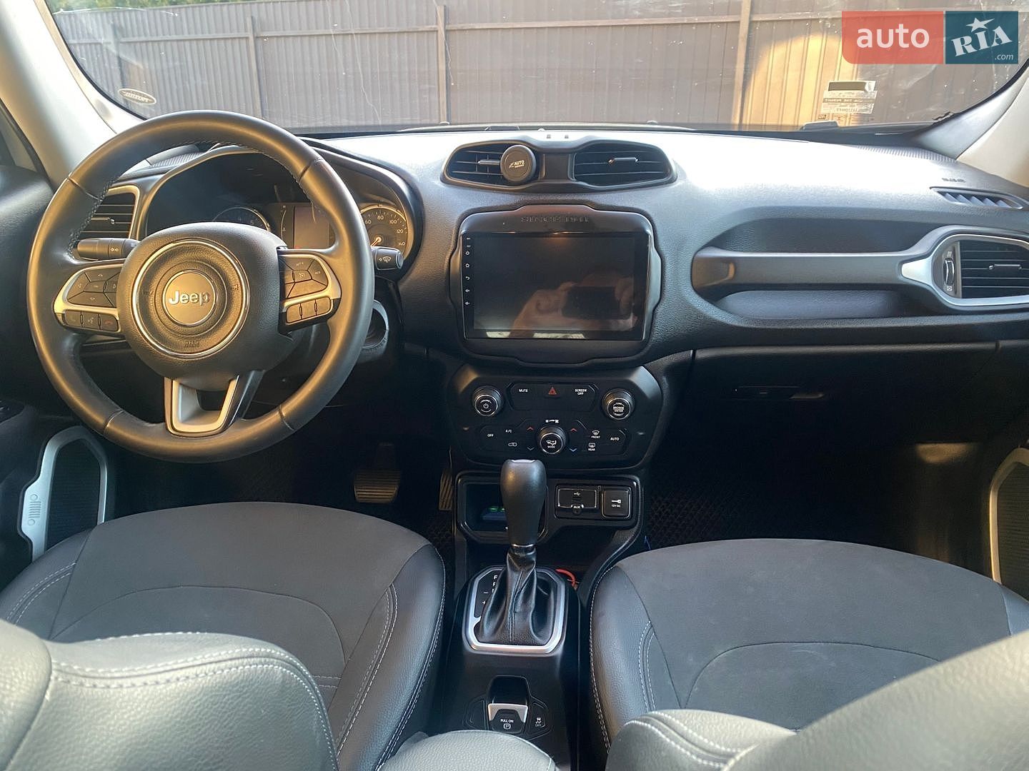 Jeep Renegade 2018 VIN ZACCJABB4JPJ22920 фото оголошення 26 з 29