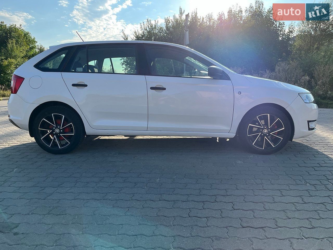 Skoda Rapid 2015 VIN TMBEJ6NH7F4551449 фото оголошення 8 з 11