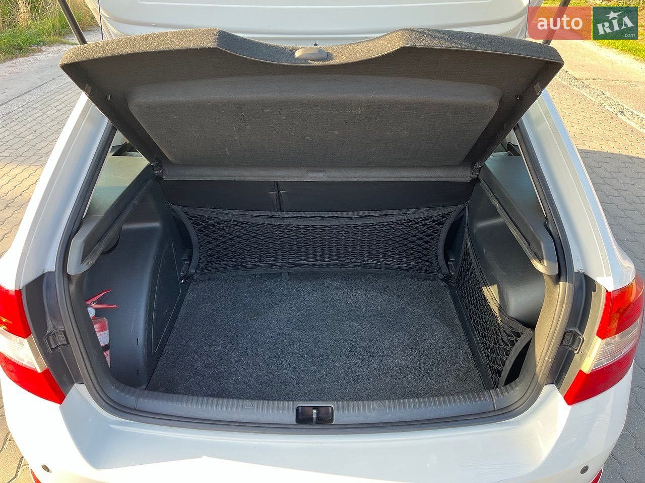 Skoda Rapid 2015 VIN TMBEJ6NH7F4551449 фото оголошення 10 з 11