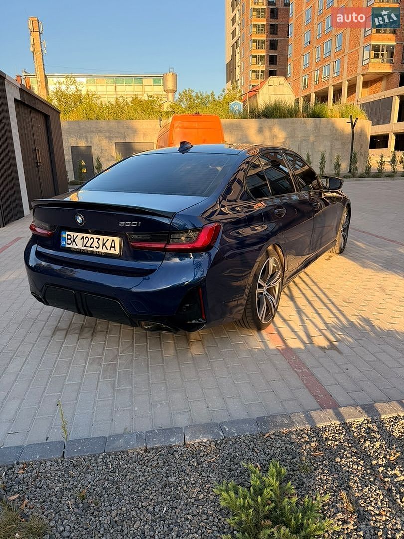 BMW 3 Series 2019 VIN WBA5R1C56KAK07432 фото оголошення 6 з 14