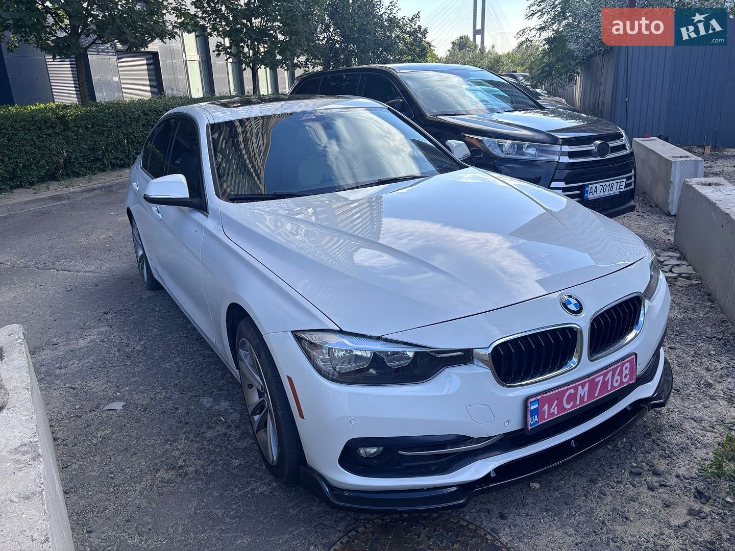 BMW 3 Series 2017 VIN WBA8B9G35HNU56234 фото оголошення 11 з 15