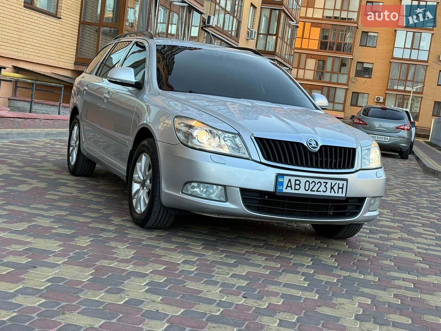 Skoda Octavia 2010 VIN TMBGT61Z6A2116802 фото оголошення 3 з 46