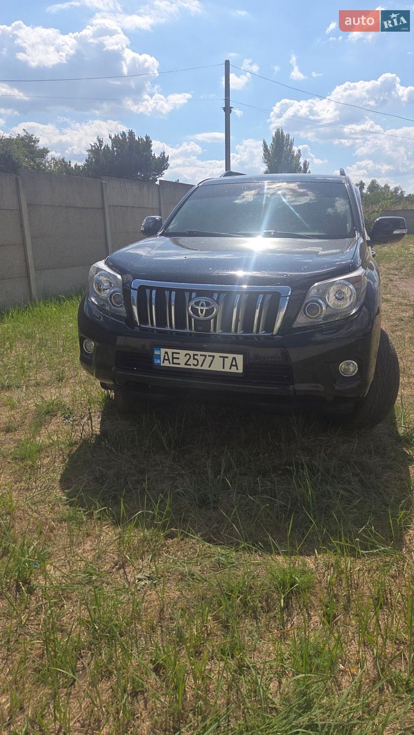 Toyota Land Cruiser Prado 2012 VIN JTEBU3FJ105029794 фото оголошення 8 з 13