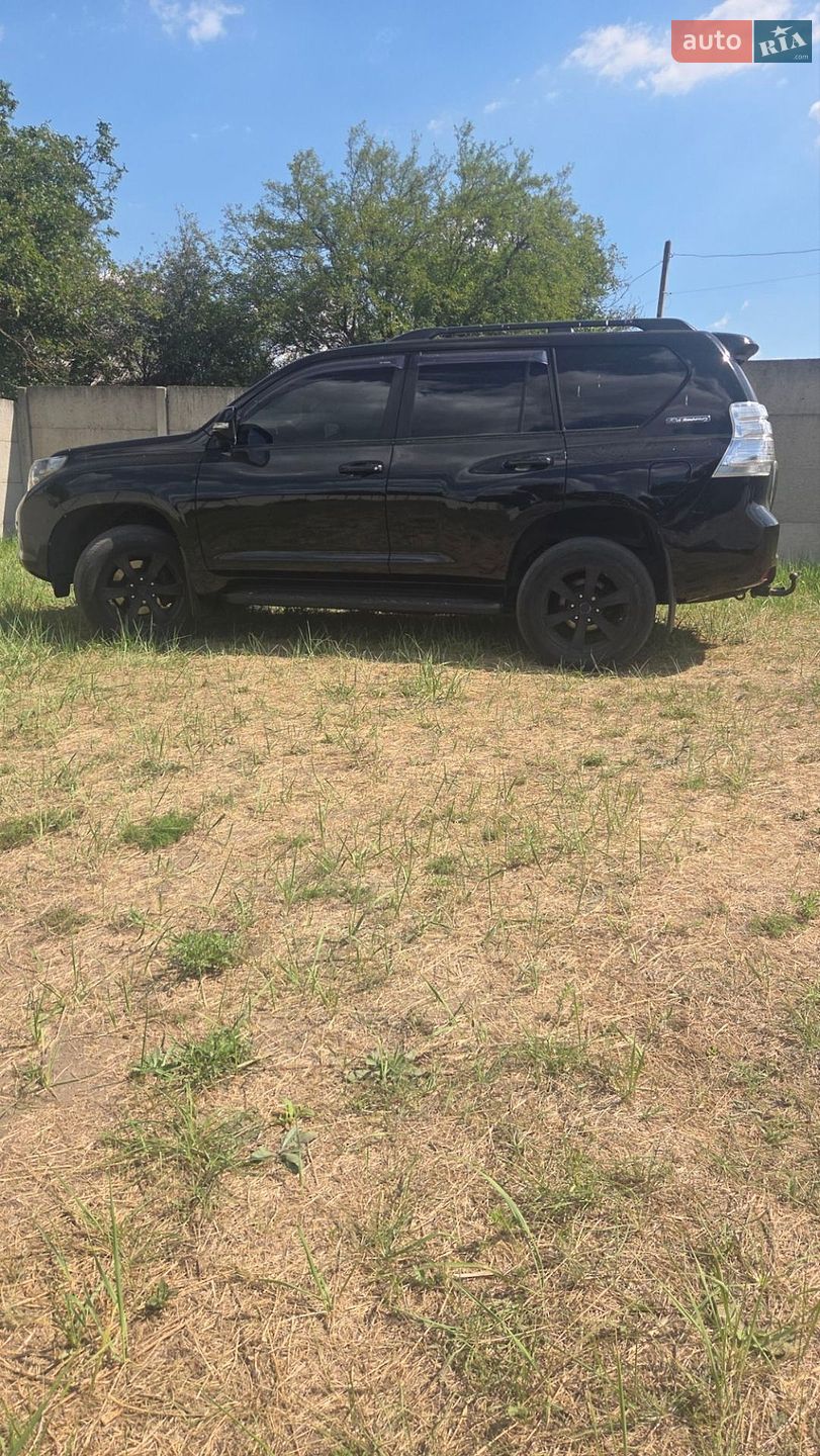 Toyota Land Cruiser Prado 2012 VIN JTEBU3FJ105029794 фото оголошення 6 з 13
