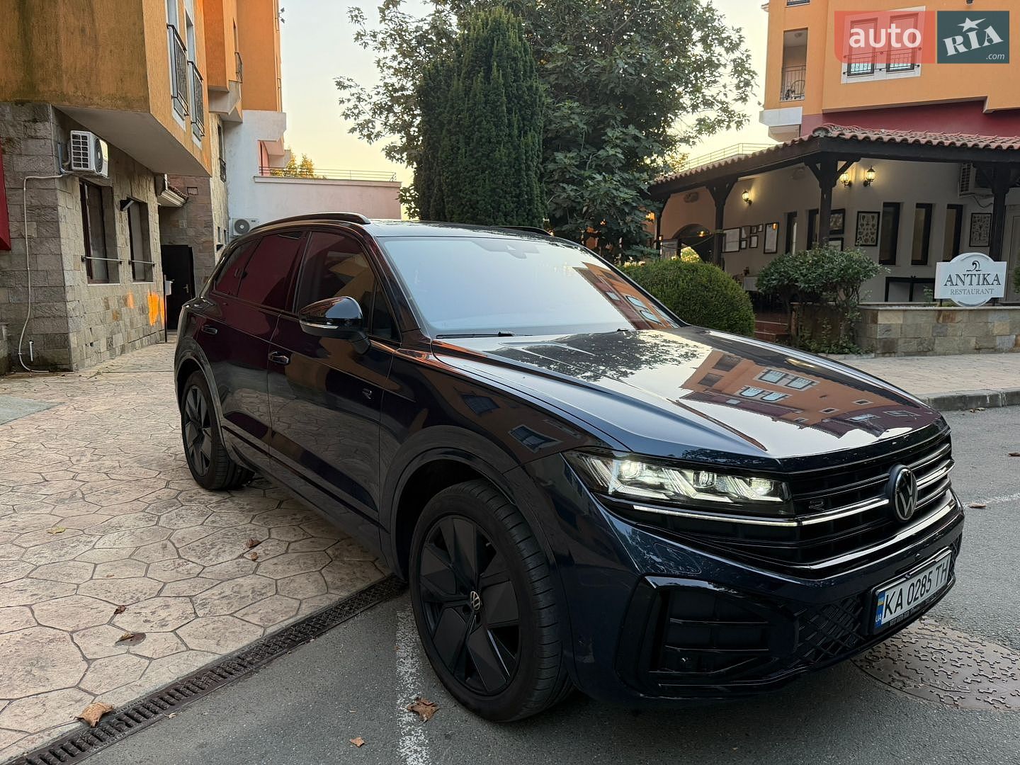 Volkswagen Touareg 2026 VIN WVGZZZCR5TD023990 фото оголошення 2 з 17