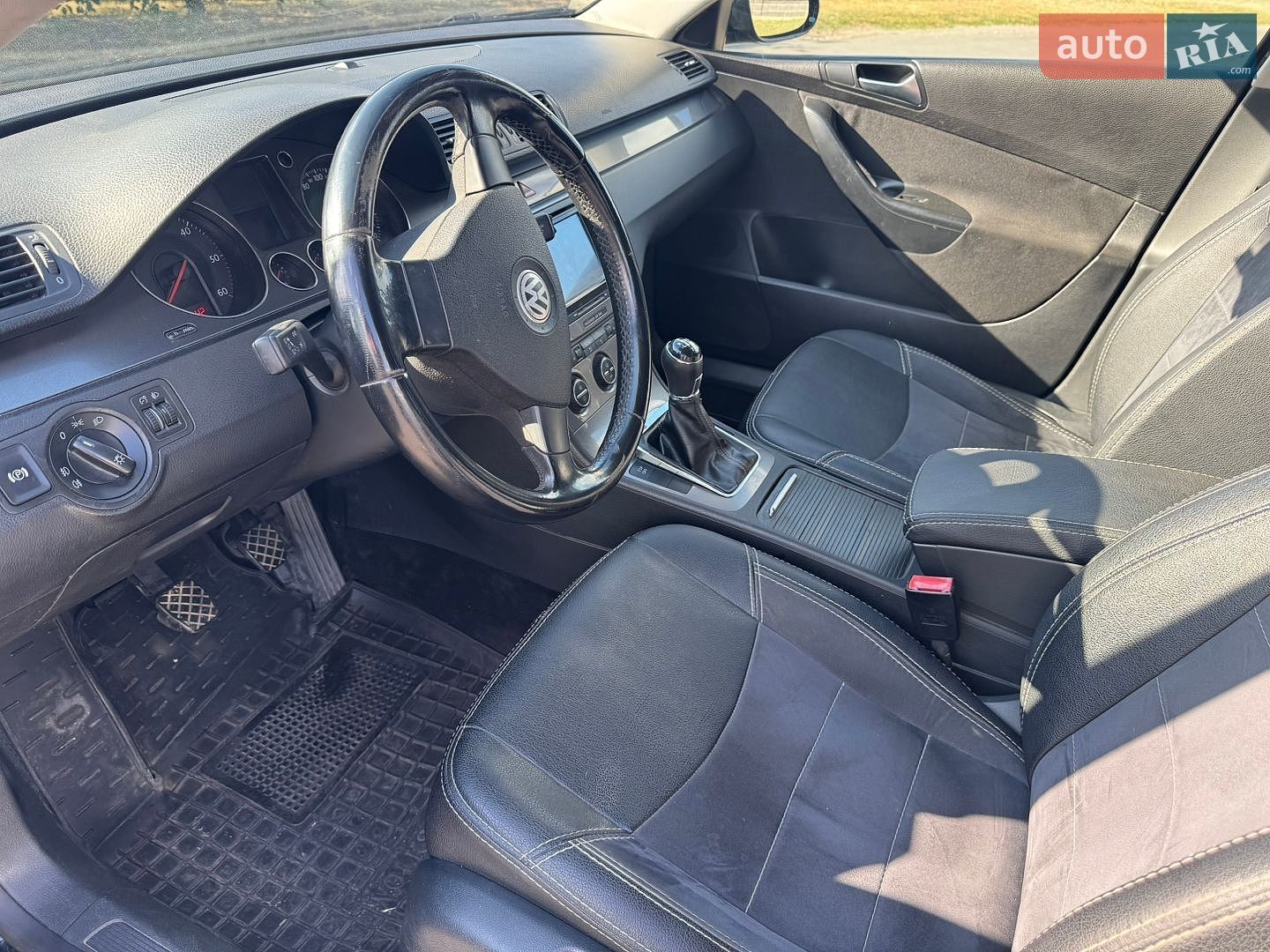 Volkswagen Passat 2009 VIN WVWZZZ3CZ9P031171 фото оголошення 15 з 32