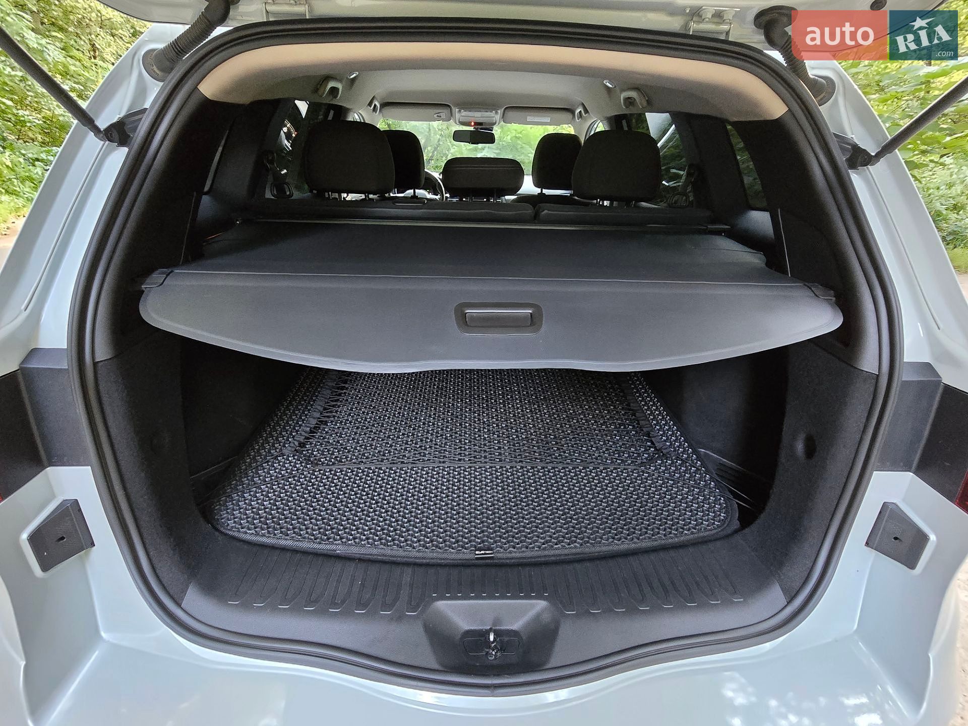 Renault Koleos 2017 VIN VF1RZG00158270111 фото оголошення 10 з 19