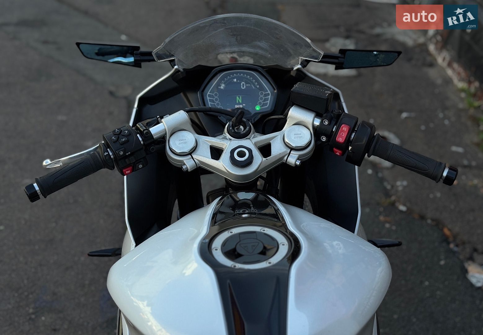 TRIUMPH DAYTONA 660 2024 VIN SMTL23UF7STBW5959 фото оголошення 5 з 15