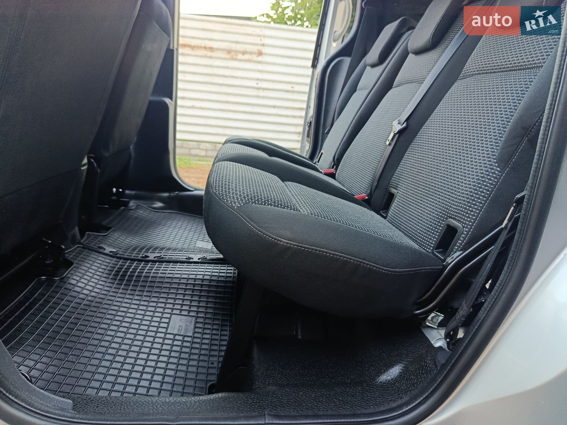Mercedes-Benz Citan 2017 VIN WDF4156051U202911 фото оголошення 2 з 95
