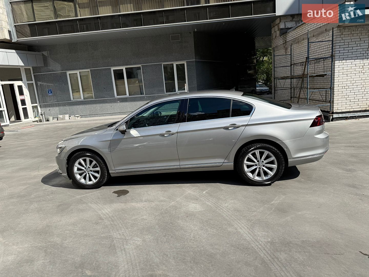 Volkswagen Passat 2016 VIN WVWZZZ3CZGE184923 фото оголошення 8 з 30