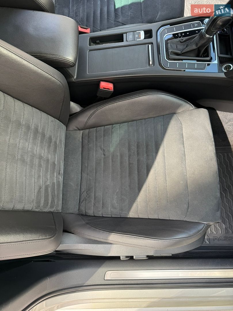 Volkswagen Passat 2016 VIN WVWZZZ3CZGE184923 фото оголошення 16 з 30