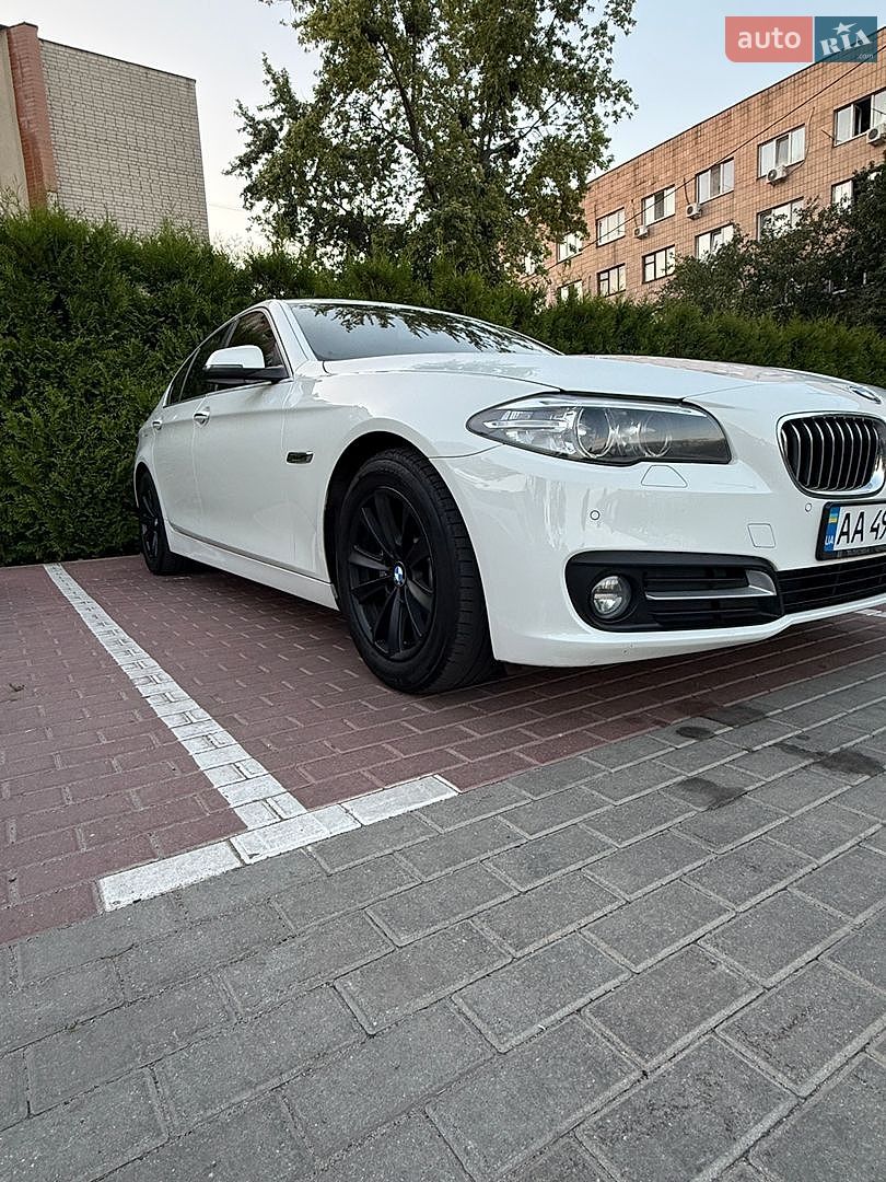 BMW 5 Series 2016 VIN WBA5A31000G369156 фото оголошення 4 з 22