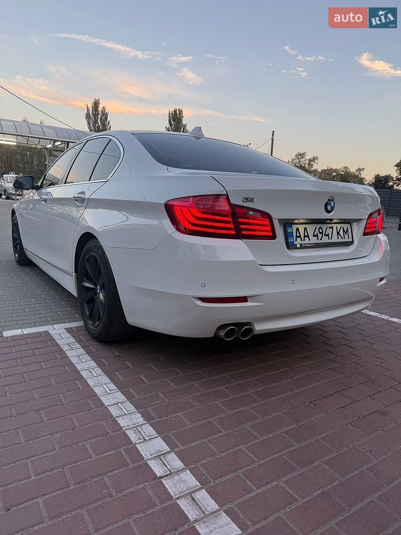 BMW 5 Series 2016 VIN WBA5A31000G369156 фото оголошення 12 з 22