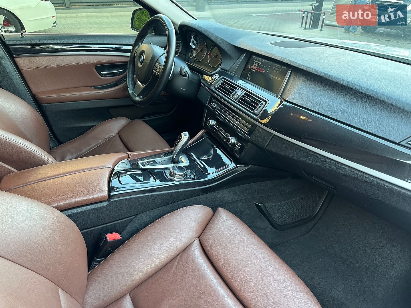 BMW 5 Series 2016 VIN WBA5A31000G369156 фото оголошення 18 з 22