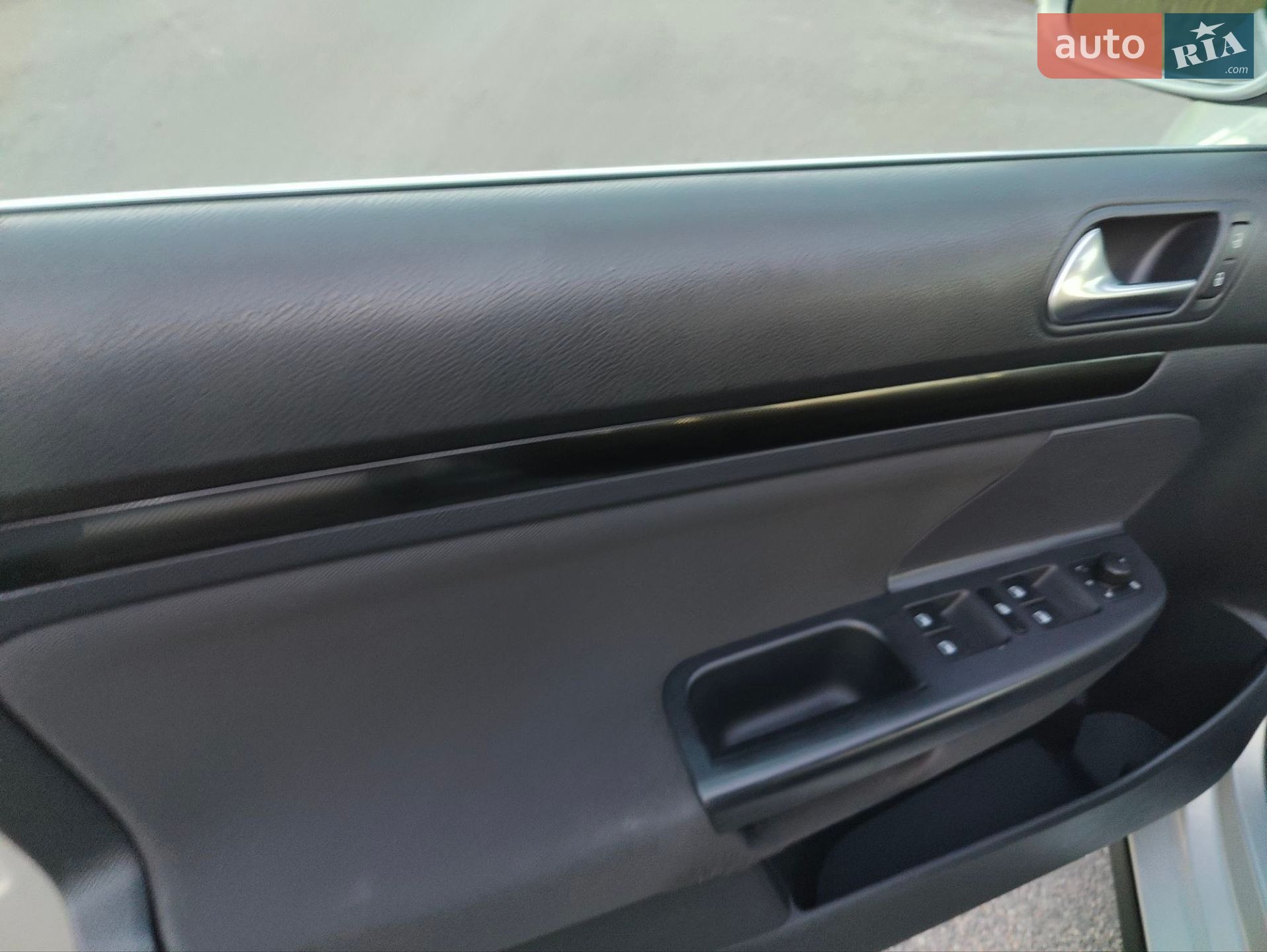 Volkswagen Golf 2010 VIN WVWZZZ1KZAM668848 фото оголошення 24 з 32