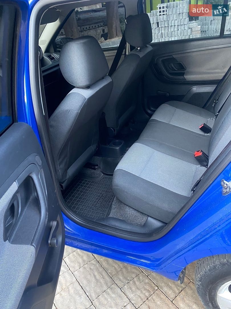 Skoda Fabia 2009 VIN TMBFH65J4A3020209 фото оголошення 8 з 12