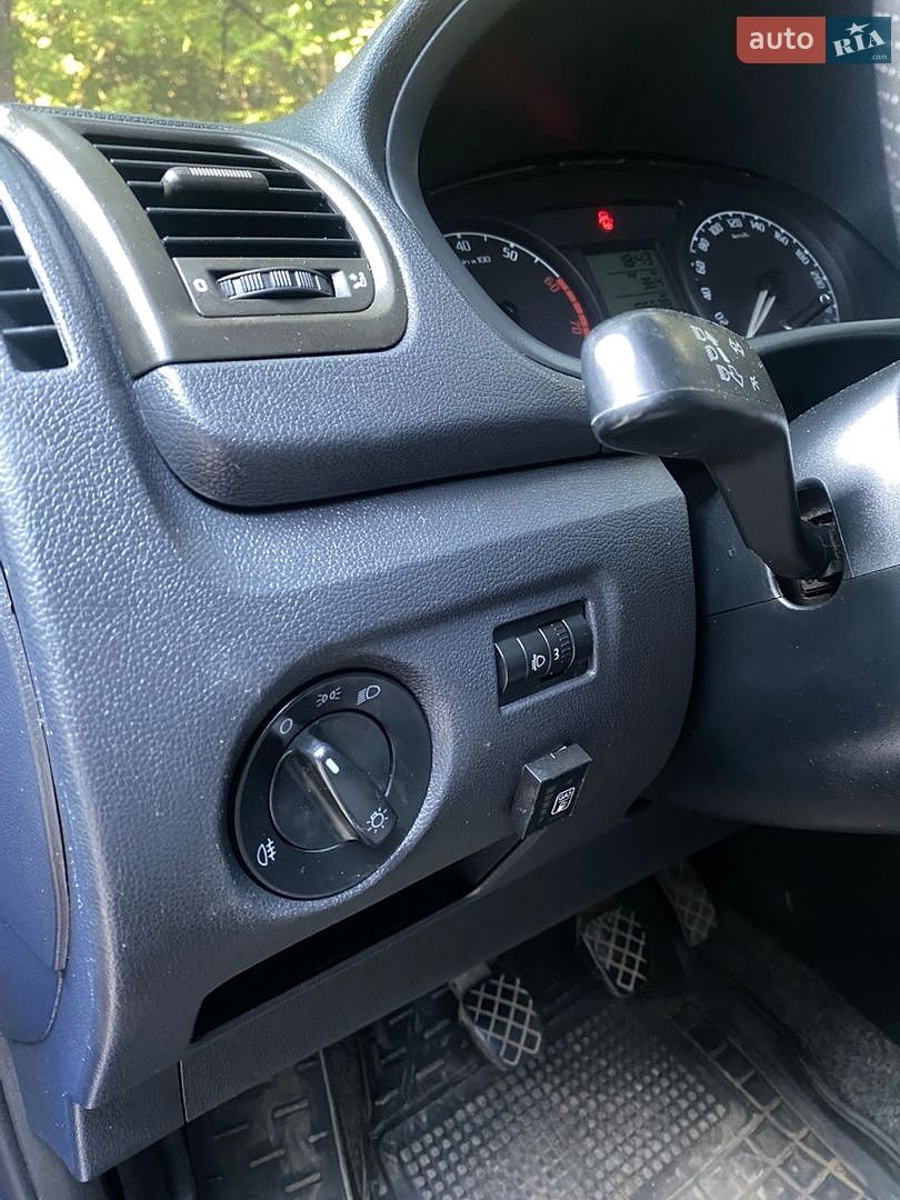 Skoda Fabia 2009 VIN TMBFH65J4A3020209 фото оголошення 9 з 12