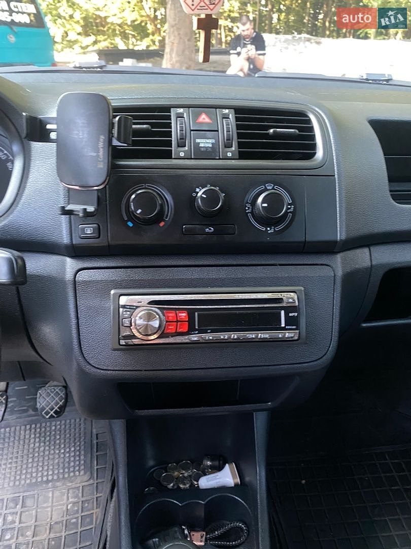 Skoda Fabia 2009 VIN TMBFH65J4A3020209 фото оголошення 11 з 12