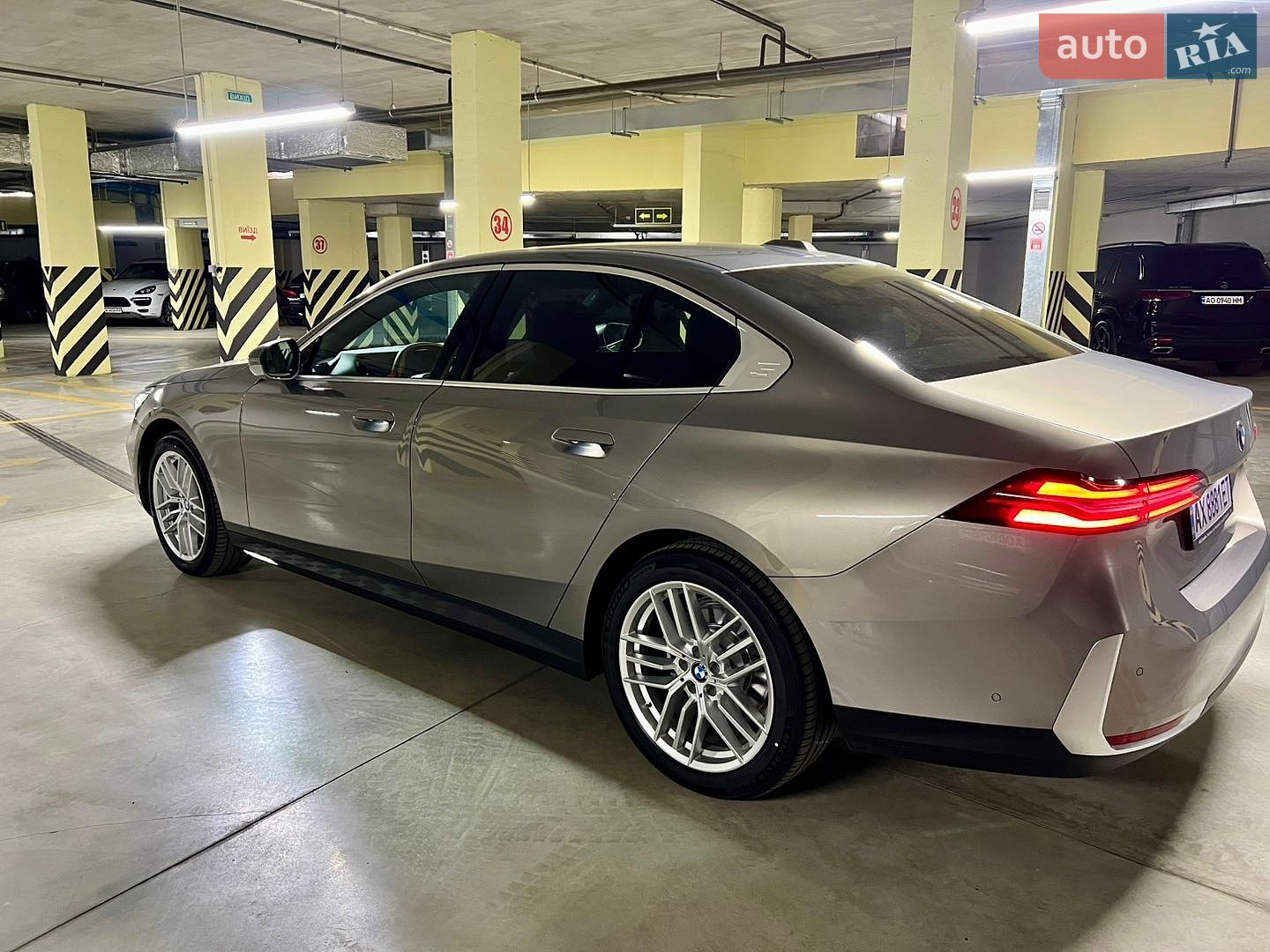 BMW 5 Series 2025 VIN WBA11FJ030CV74042 фото оголошення 4 з 24