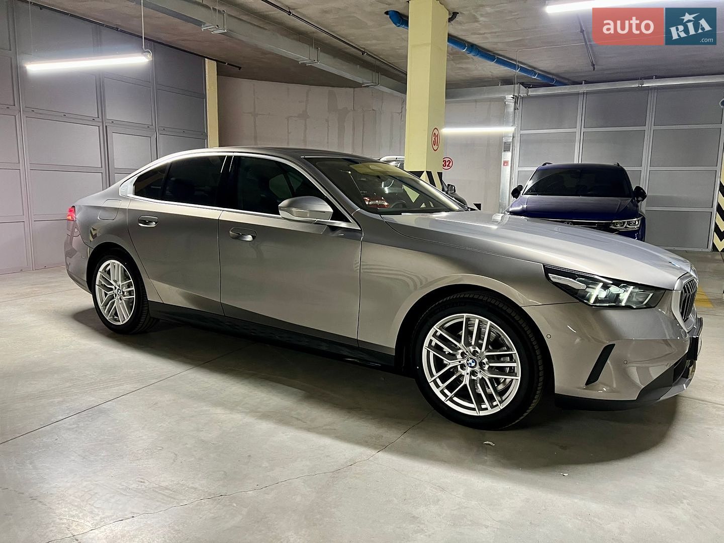 BMW 5 Series 2025 VIN WBA11FJ030CV74042 фото оголошення 10 з 24
