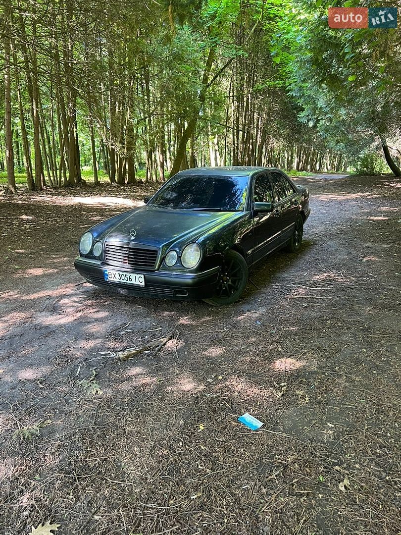 Mercedes-Benz E-Class 1996 VIN WDB2100371A074589 фото оголошення 12 з 13