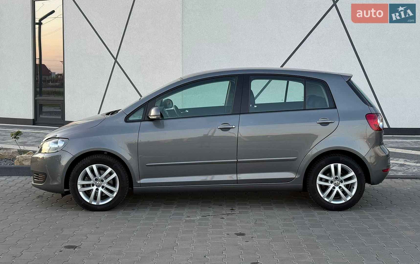 Volkswagen Golf Plus 2012 VIN WVWZZZ1KZCW551710 фото оголошення 6 з 25