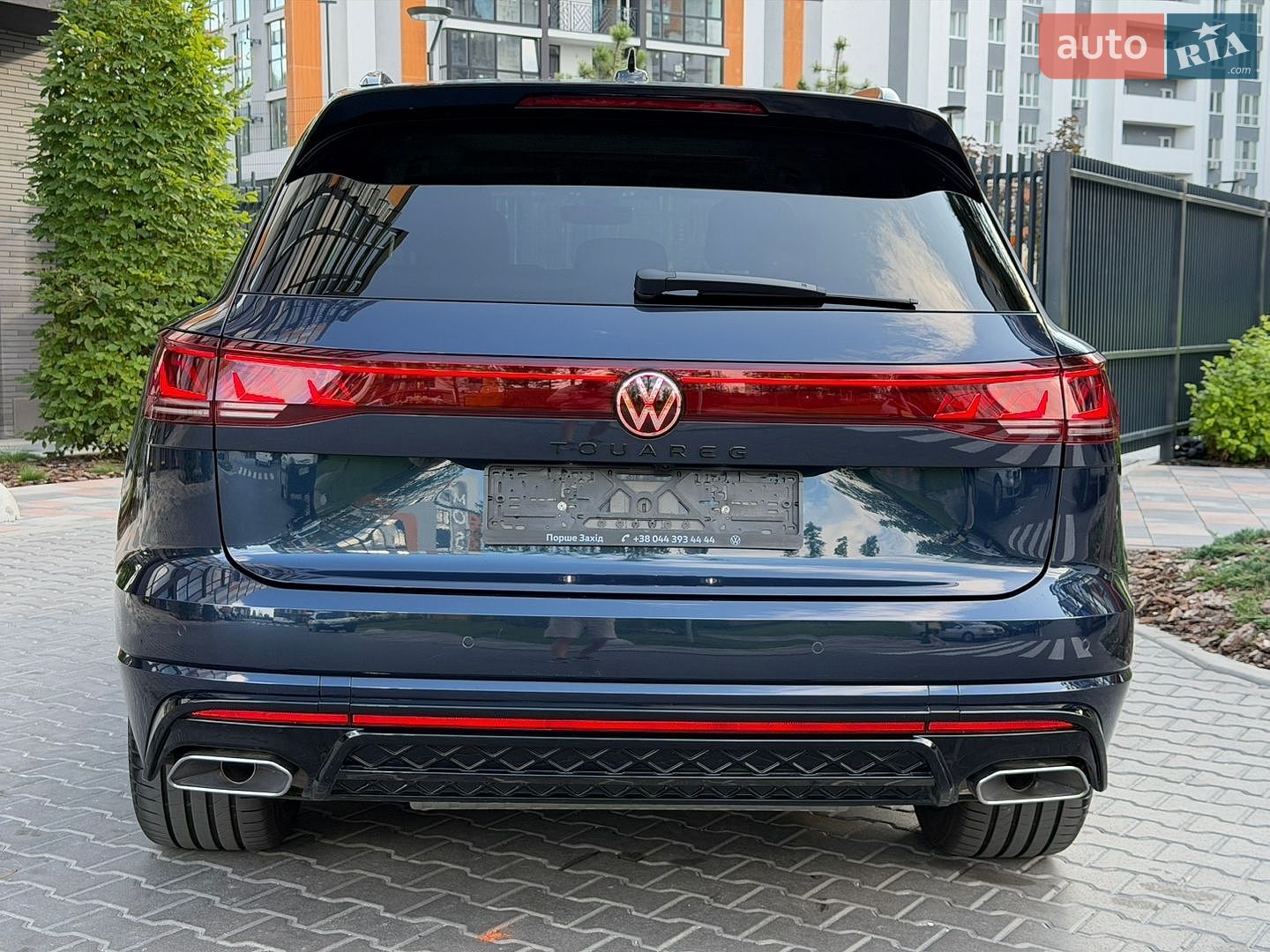 Volkswagen Touareg 2023 VIN WVGZZZCR2RD011966 фото оголошення 15 з 106