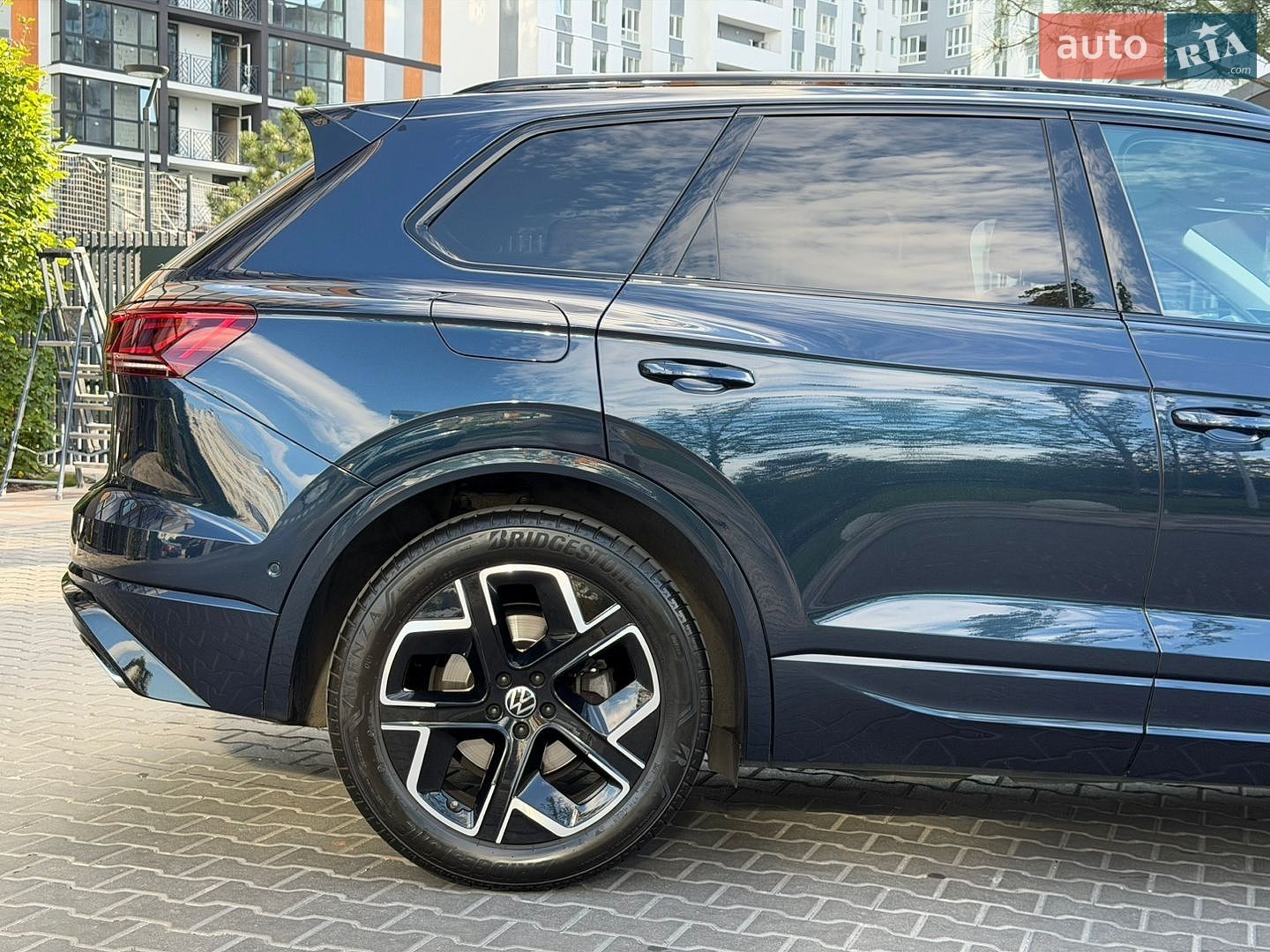 Volkswagen Touareg 2023 VIN WVGZZZCR2RD011966 фото оголошення 21 з 106